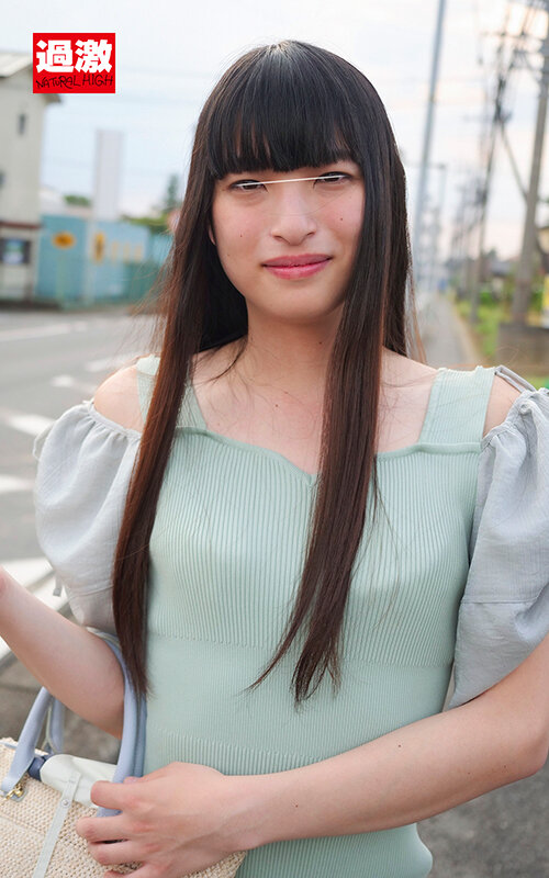 【しゃびー22歳】NHマジックミラー号 制服の似合うニューハーフ娘がおちんちん年齢当てに挑戦！Wチ○ポに挟まれ大興奮！初めての串挿し3Pでケツ穴ぱっくり連続ペニキュン中出し