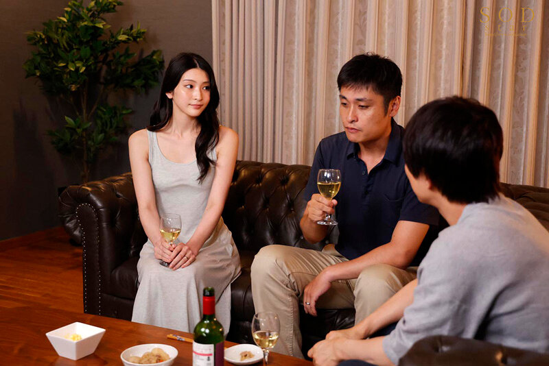 義弟の肉欲に理性が狂う、仕事中、夫のいない合間に欲求に逆らえず隙間不倫 SEX をしてしまうパーソナルトジム勤務の淫乱人妻 本庄鈴