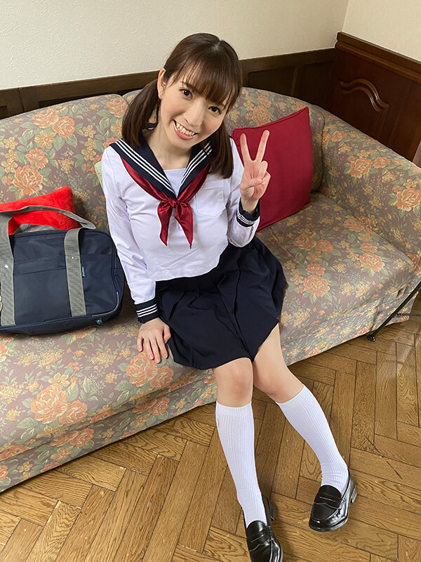 精飲人形 フェラチオ大好き色白巨乳ちゃんと着せ替え露出デート