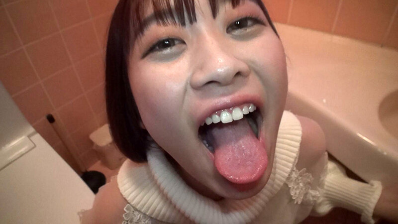 放尿露出 露出した場所に記録を残すお漏らしマーキングデート りお（24）