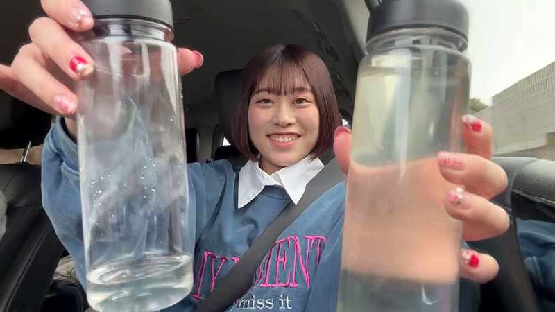 放尿露出 露出した場所に記録を残すお漏らしマーキングデート りお（24）