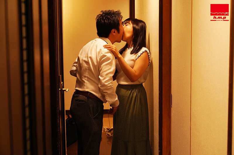 お父さんの会社の上司にいつも中出しされています。堀沢茉由