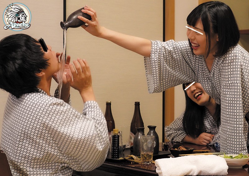 男嫌いのレズカップルに強●中出し!!サークルで嫌われているボクはいつも馬鹿にされてはパシリ扱い!!サークル合宿の温泉宿でもいろいろと無茶…