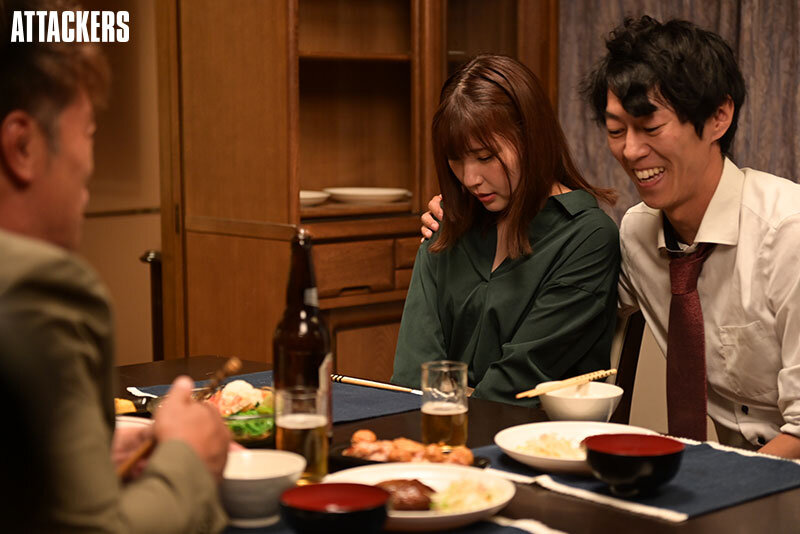 アナルに魅せられた人妻 竹内夏希