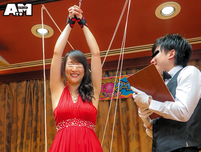 パンチラ確定！ポロリ必至！素人女性限定！ドレス巾着クイズ タイムショック