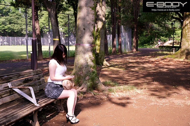 アジアバレエ大会銀メダリストE-BODY専属デビュー!軟体巨乳美ボディ妻 浜崎なお