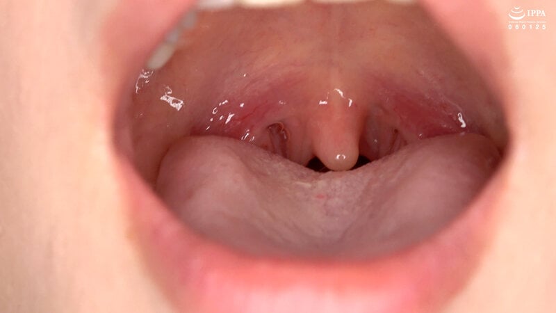 「超オススメ!人気女優 乃木ちはるチャンの舌ベロ・口内・歯・のどちんこ観察!」