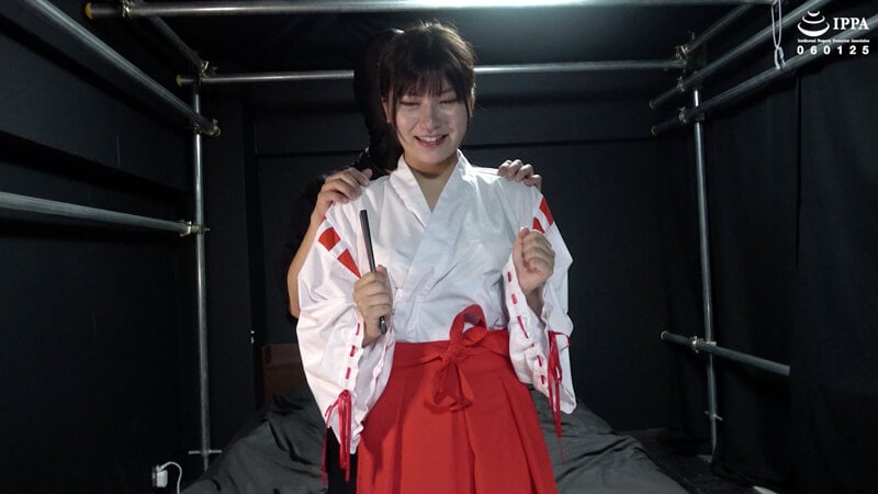 「くすぐり激よわ巫女ののかちゃん、ガマンのくすぐり修行編!」わかしラボVol.031- 3 有加里ののか