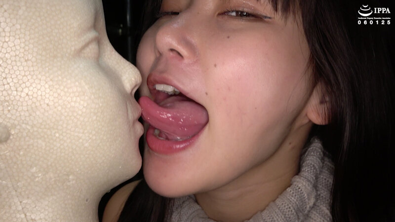 人気女優 有加里ののかチャンの歯・口内・のどちんこ観察＆顔舐め鼻フェラプレイ！！！