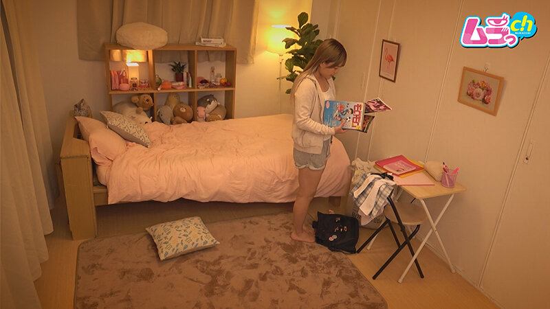 ●校生盗撮 オナニーを目撃され、エロ本盗んだ罪で弟のチ〇ポに犯●れた実はエッチ未経験なギャルJ系姉