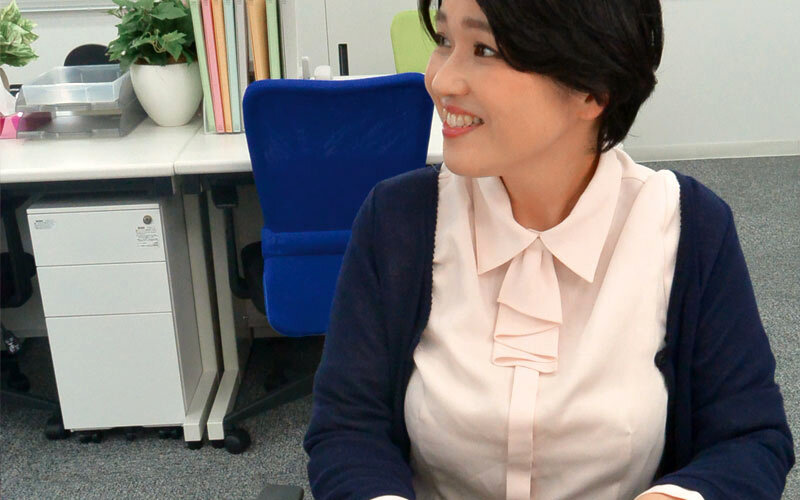 パートOLのムチムチおばさんが中出し懇願 柳沢あき子