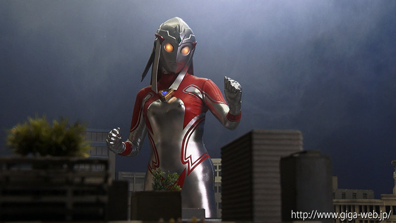 巨大ヒロイン(R) アルティーレイズ 平井栞奈