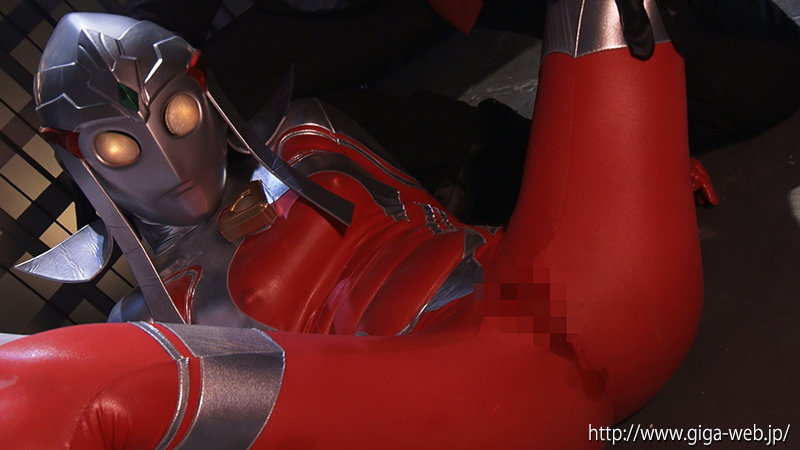 巨大ヒロイン(R) アルティーレイズ 平井栞奈