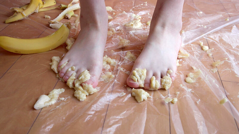 足とお尻でむぎゅーっ！ 姫崎あむ