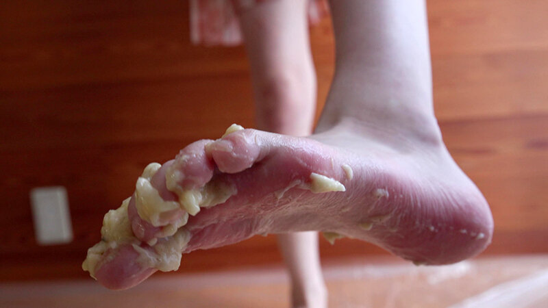 足とお尻でむぎゅーっ！ 姫崎あむ