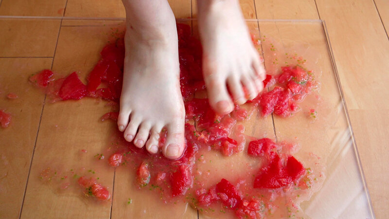 足とお尻でむぎゅーっ！ 姫崎あむ