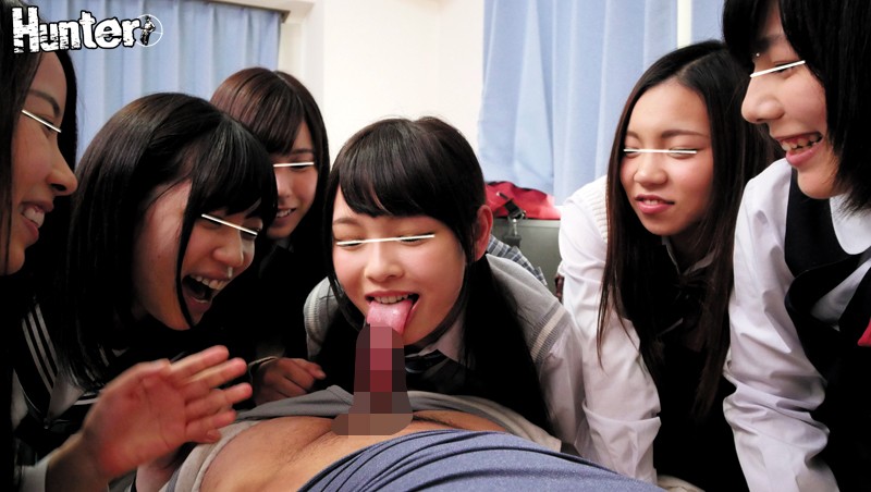 家出した女子校生が11人も住むシェアハウスで男はボク1人で入れ喰い状態！2 お金が無くて超格安で入居した先が、家出したワケあり女子校生たちが集まるシェアハウスだった！ 男はボク1人だから女の子たちのガードは超ゆるくパンチラ＆胸チラ見放題なのでかなりお得。