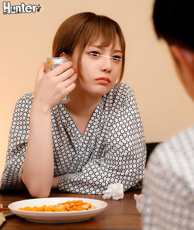 「ゴメンなさい…！イッちゃいます！」出張先で相部屋になった傲慢後輩女子社員が帯拘束ピストンで汗だく謝りイキ！ボクのミスで出張中の宿が後輩女子