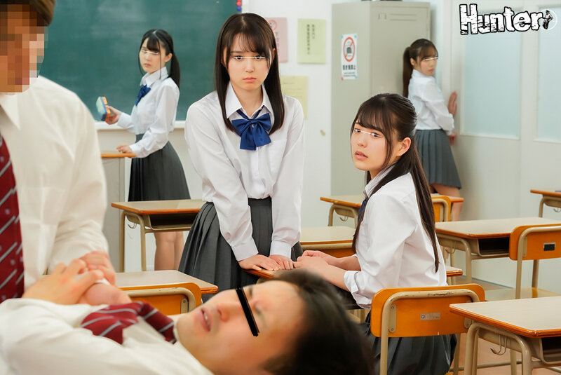 「いいんです！学校でイジメられても。だって家に帰ればイジメっ子たちが絶対してない濃厚なセックスをイジメられっ子同士でしているから…」