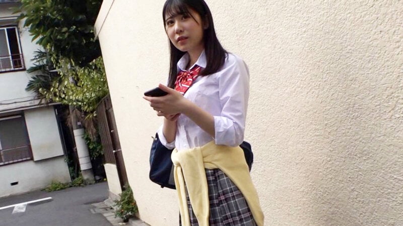 顔に似合わずお下品に股を開く援助女子●生に生中出し！6
