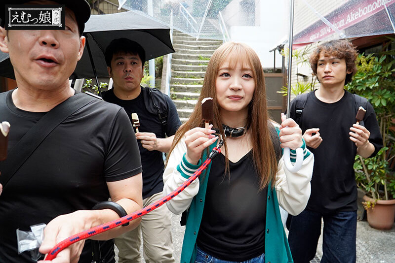 ブス!と罵られると大興奮するド変態マゾ発掘。親父の濃厚精子を何発も旨そうにゴックン。上目使いでおねだりするのでメス堕ちするまでイラマチオ肉便器にしてやりました。工場勤務の田舎元ヤンもあ20歳