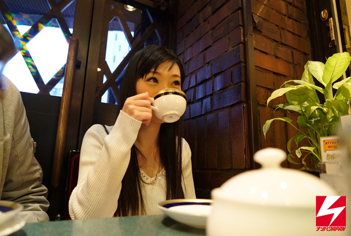 『妻をナンパして欲しい』今回はなんと寝取られ願望のある旦那さまからのご依頼！子持ちで母乳がたっぷりと出るミルキー若妻 岸田杏里ちゃん 19才 AVデビュー 依頼ナンパVol.3