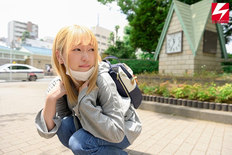 ワタシを外に連れ出してくれませんか？1room部屋に引きこもる根暗な金髪美少女を野外に連れ出して中出しセックスしまくり！！