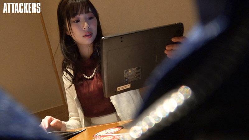 マッチングアプリの女。 こんないい女いたら即レ●プ決行です。 美波こづえ