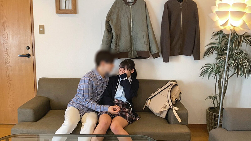 後輩・バ先の制服女子を部屋に連れ込みガチ口説き。SEXの一部始終を隠し撮りした329分。Vol.2