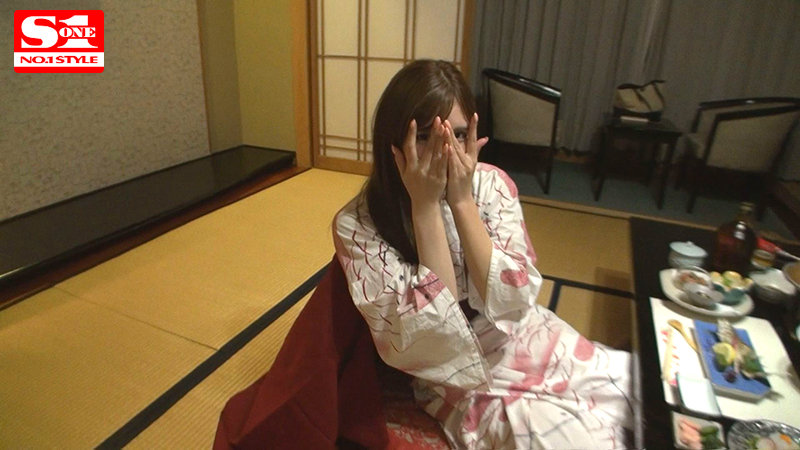 ※芸能人生初の台本一切無し！！ハメ撮り！すっぴん！何でもアリ！【グラドル】仲村みうのスケベ本性剥き出しSEX！！ ガチで二人きりの温泉旅行でヤリまくった生々しすぎる超レアなエロス200％動画