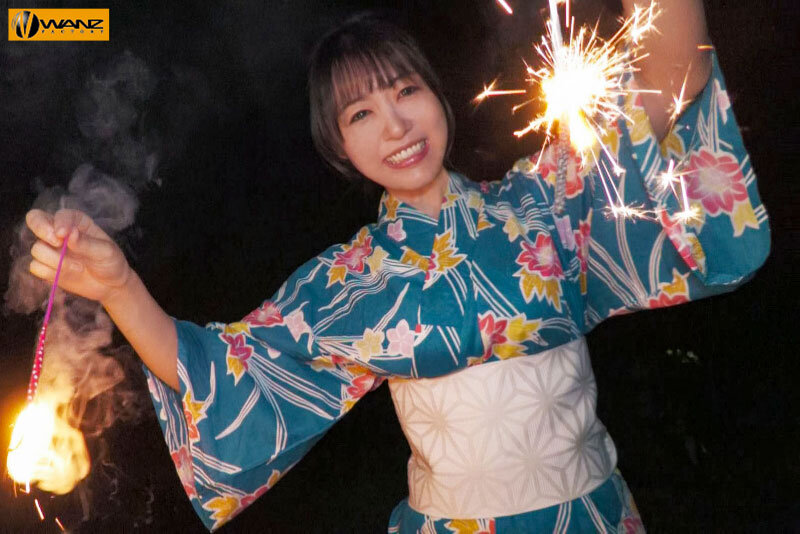 笑顔でグッバイ！ 胸キュンAV卒業エロカワ温泉旅行！ つぼみ