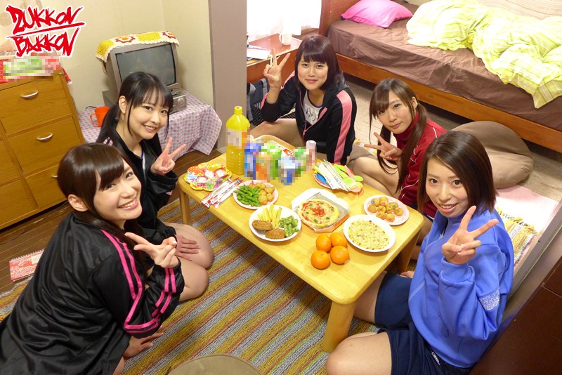 女子校の陸上部まるごと全員と中出し乱交