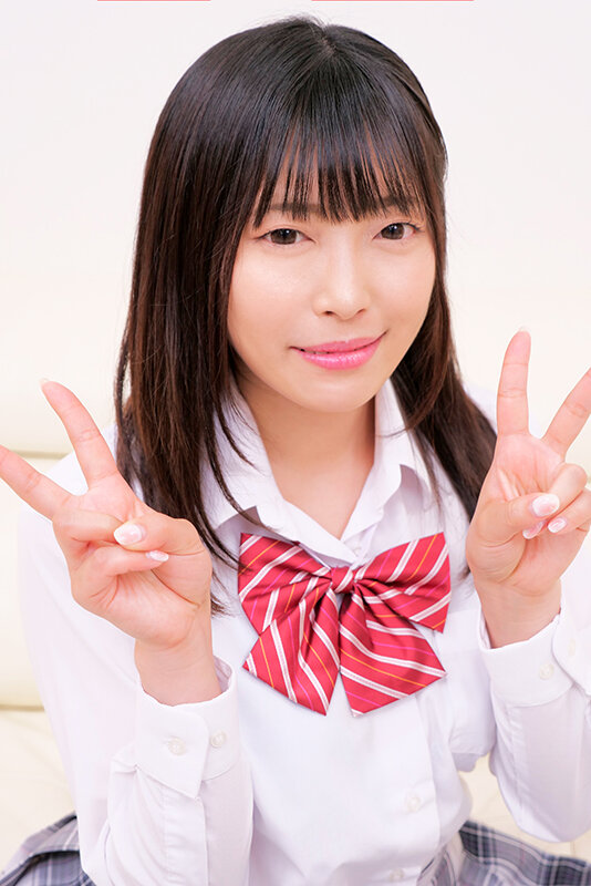 女子校生の皆さん 童貞君のオナニーのお手伝いしてくれませんか？ ピュアで優しい女子校生がチェリー男子のカターいチ○ポにドキドキ発情！？ 生中出し筆おろし！すずかちゃん