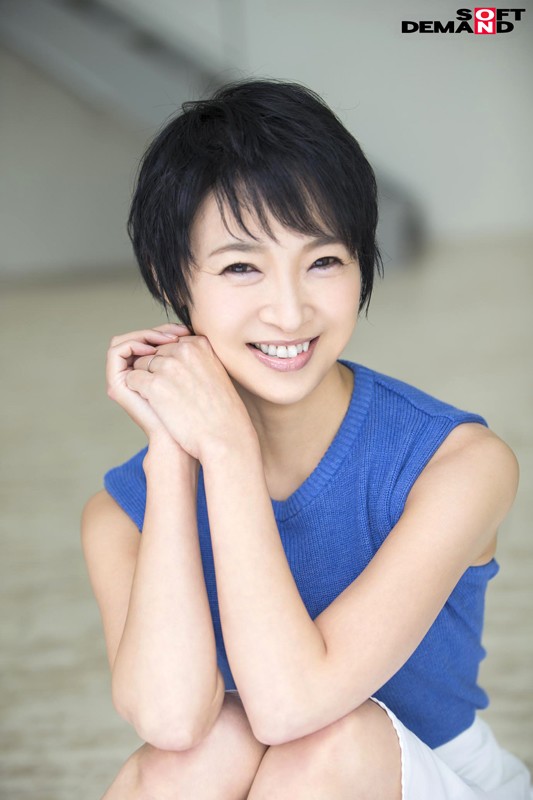 本物人妻11名の初収録デビュー前プレミアムセックス＆本物人妻11名の歴代ベストセックス 合計22SEX収録 総集編8時間