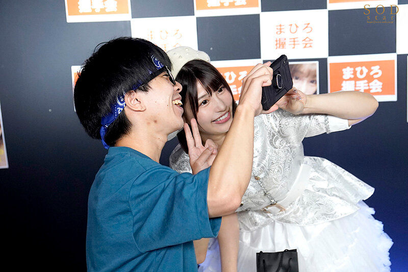 完璧なアイドルのオフパコ枕営業流出！太客相手専用の従順ペットになりSEXしまくる嘘つきな君！唯井まひろ