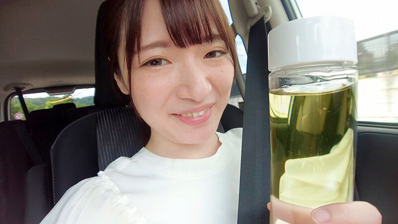 放尿露出 露出した場所に記録を残すお漏らしマーキングデート めい（25）