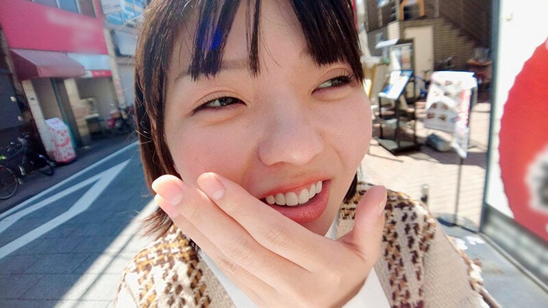 ごっくん駅員さん ショートカット鉄道おしゃぶり娘と精飲デート