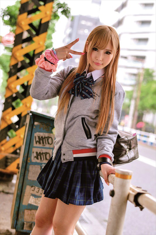 イマドキ★ぐうかわギャル女子●生 Complete Memorial BEST DVD2枚組 総勢35人生中出しSP 8時間