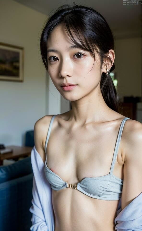 貧乳OLの休日 基本ノーブラ全裸がイイ