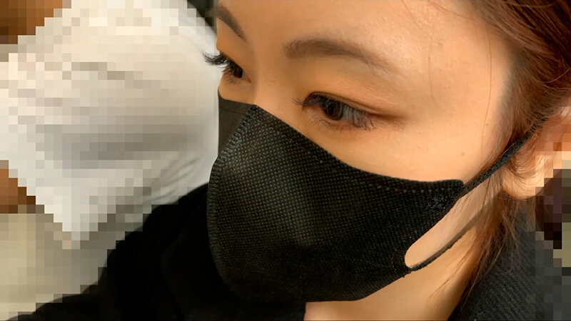 痴●電車#044 舌ピが似合うイケてる美人