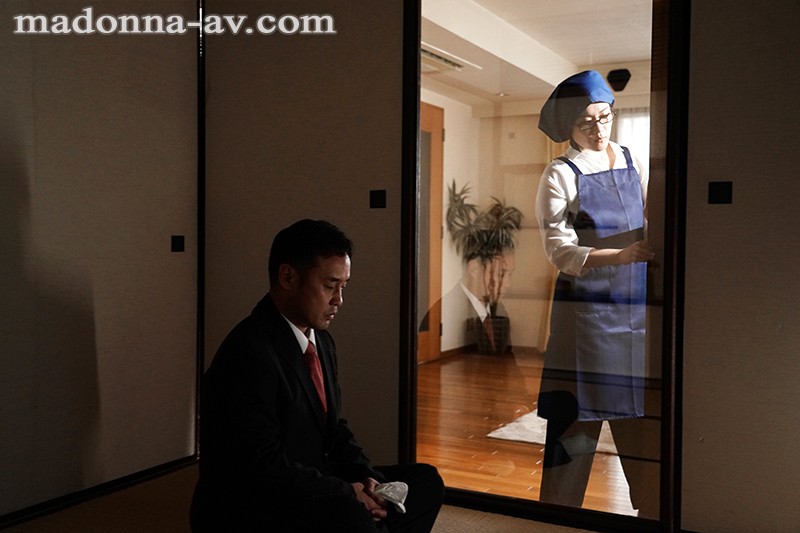 マジックミラーNTR 取引先の男と最愛の妻、鏡越しの略奪愛―。 白木優子