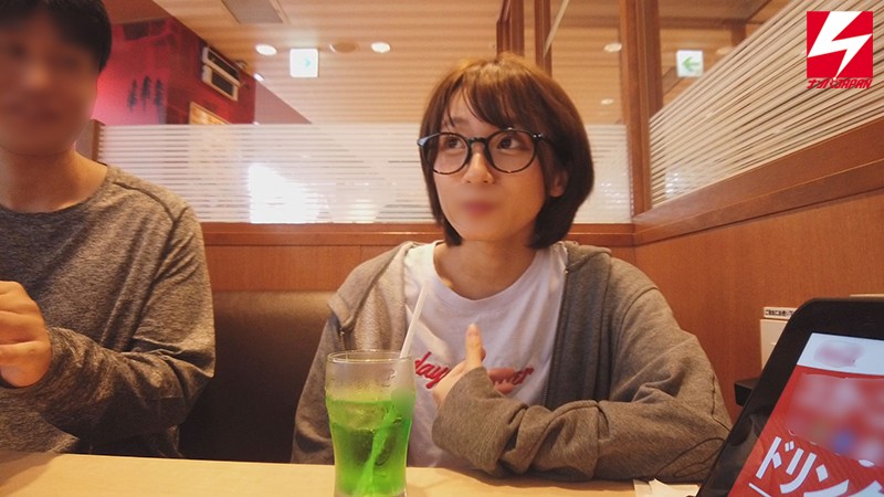 素人男子参加型ナンパ検証企画!! みんなでヤレば怖くない イケメンナンパ師と一緒に神カワ美少女をナンパしてラブホテルで中出ししまくり!!