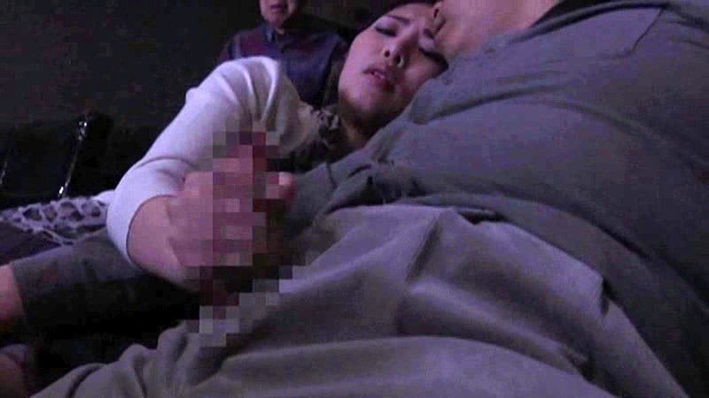 暗闇の変態映画館