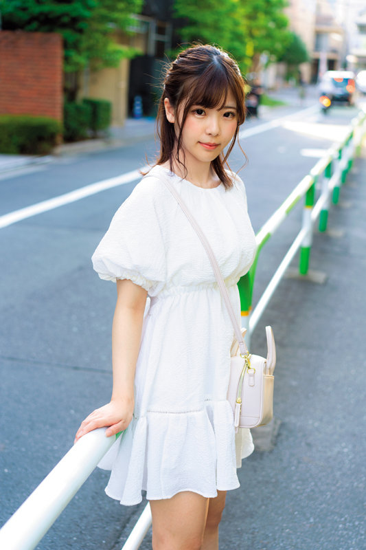 サポマン 流されやすく断れない脱いだら巨乳のおとなしめ系女子 さきGcup 佐久良咲希