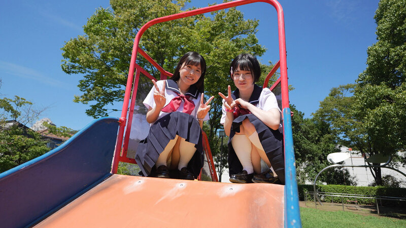 団地ふたりぼっち 姉こなつ妹らん パパとママがいない夜に…