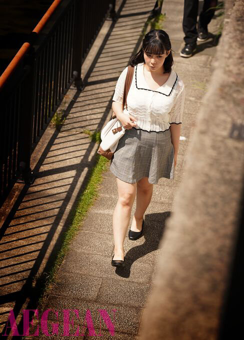 汚辱セレブレーションいけにえの巨乳令嬢ゆりあ（28歳） 吉根ゆりあ