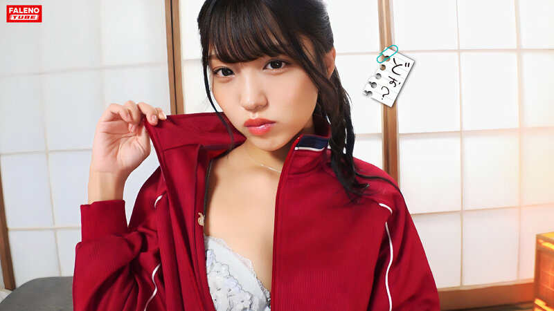 【すっごい！これ！あたしも気持ちいいかも…チ〇コ硬い！】背面騎乗位で結合部をグリグリ！【こんなので興奮するの？スゴイね！足だけでこんなに勃起するなんて！】長い脚でチ〇コを足コキ！【ねぇ？中に出したの？いいって言ってないよ！もぉ～お小遣い増やして】濃厚…