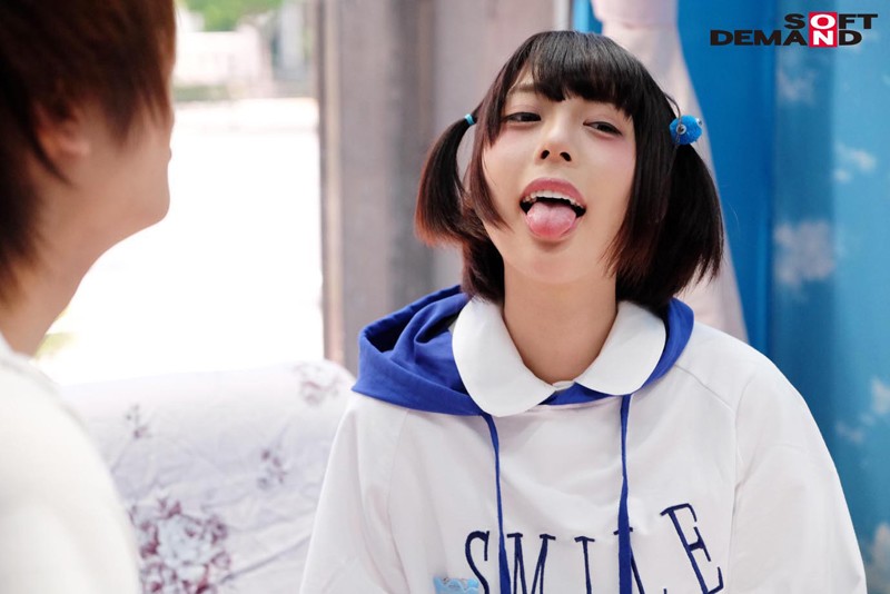 マジックミラー号 全国各地で見つけた本物芸能人級の素人娘にコスプレさせて、綺麗な顔を顔射で汚しちゃいましたSP 10人10本番！