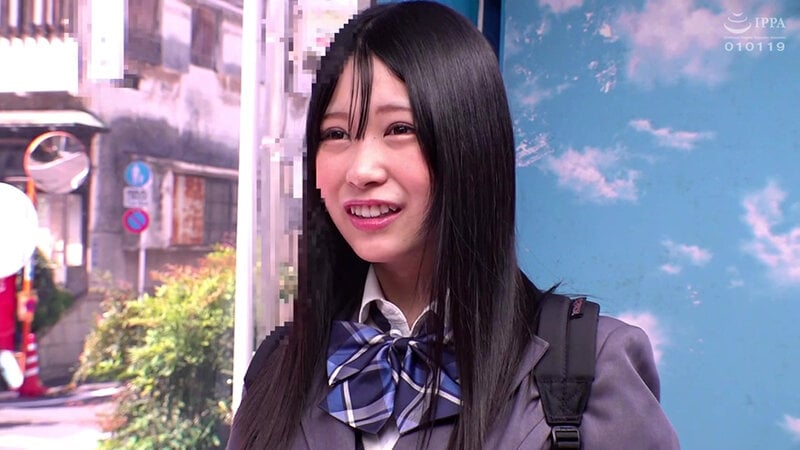 街行く女子〇生がおま〇こ丸出し拘束されたまま何度もイカされ絶頂潮吹き!人生初の快感に火照りが止まらない素人娘はデカチンを見せつけられると連続生中出しも拒めない!マジックミラー号撮って出し!~ひなた編~