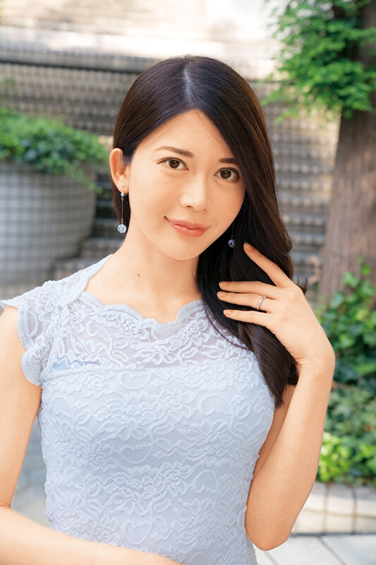 ストップ奥さん!!美形人妻限定ナンパ!!18人4時間 ちょっとだけ!おっぱいだけ!先っぽだけ!中出しだけ!
